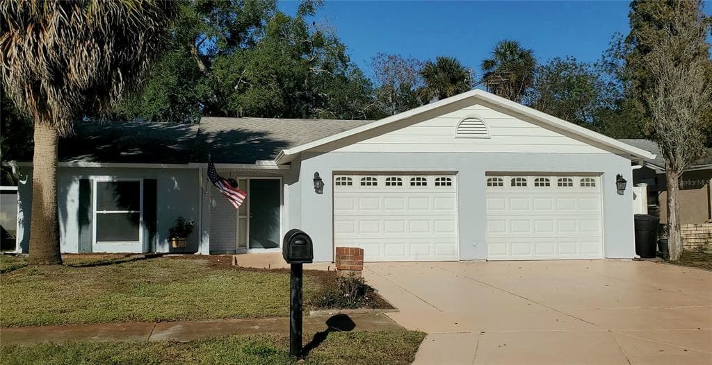 11634 FOX RUN PORT RICHEY, FL 34668