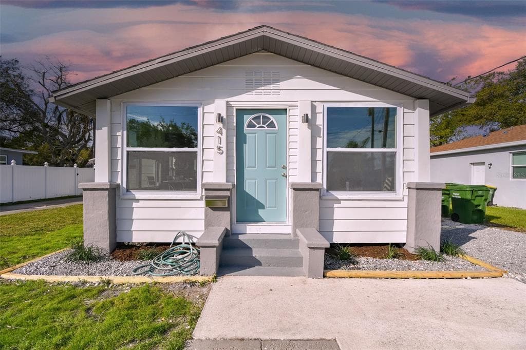 415 N JEFFERSON AVENUE SARASOTA, FL 34237