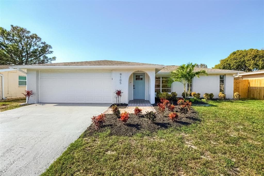 9105 HUNT CLUB LANE PORT RICHEY, FL 34668