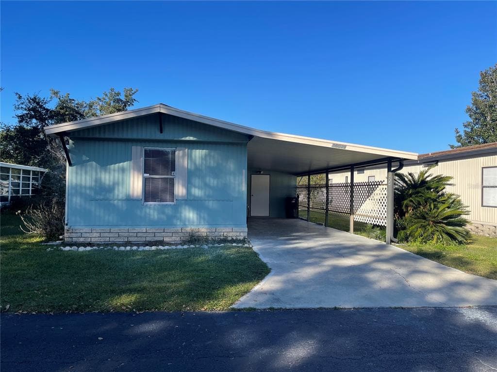 36039 ZINNIA AVENUE ZEPHYRHILLS, FL 33541