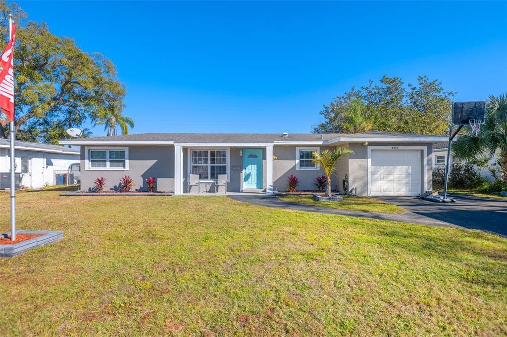 6935 17TH LANE N ST PETERSBURG, FL 33702