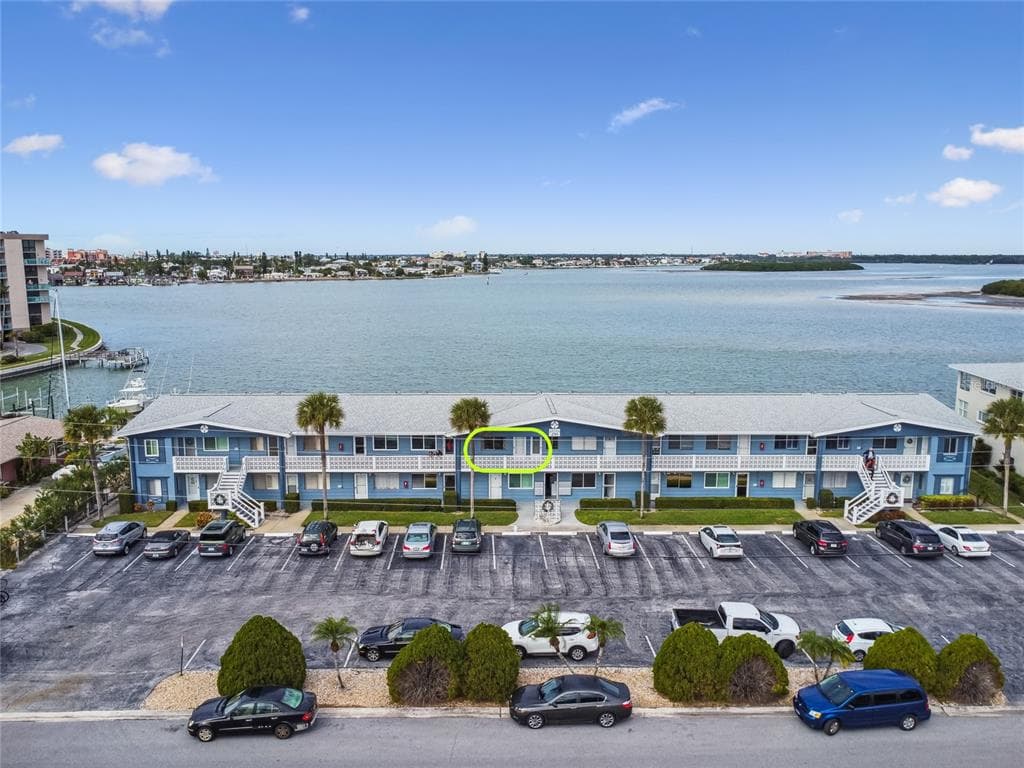 250 126TH AVENUE UNIT 205 TREASURE ISLAND, FL 33706