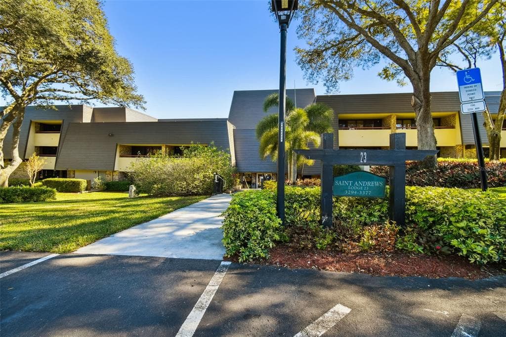 36750 US HIGHWAY 19 N UNIT 23303 PALM HARBOR, FL 34684