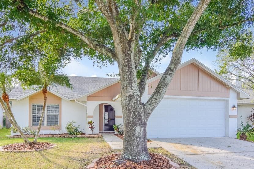 1228 TUXFORD DRIVE BRANDON, FL 33511