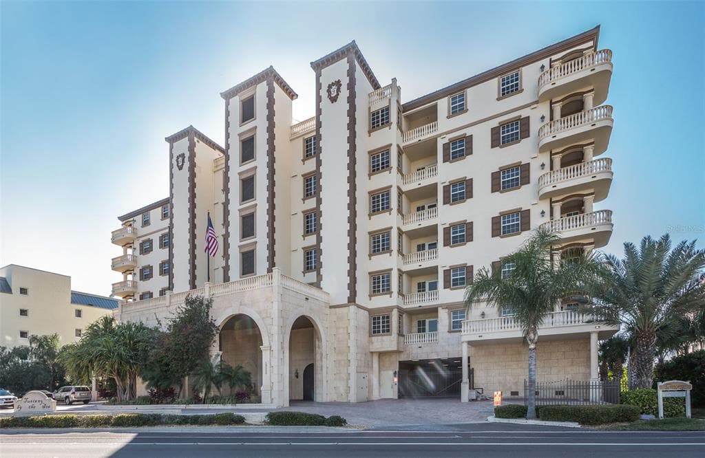 19520 GULF BOULEVARD UNIT 701 INDIAN SHORES, FL 33785