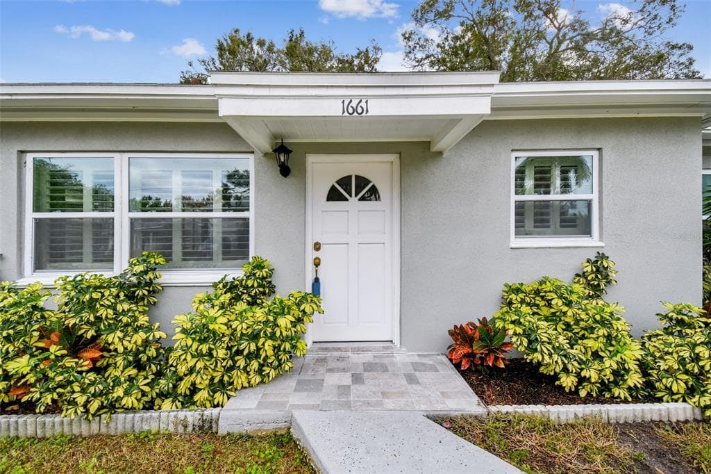 1661 GROVE STREET CLEARWATER, FL 33755
