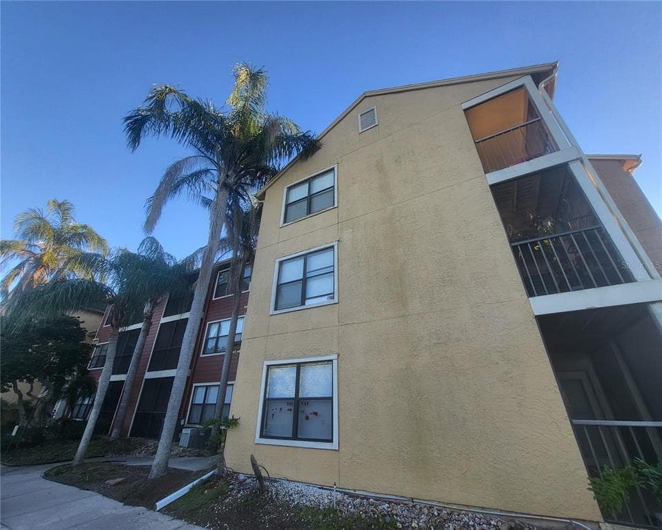 11901 4TH STREET N UNIT 3106 ST PETERSBURG, FL 33716