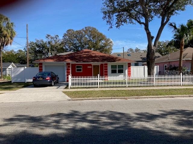 224 27TH STREET S ST PETERSBURG, FL 33712