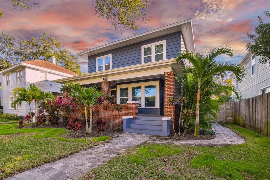 1170 24TH AVENUE N ST PETERSBURG, FL 33704