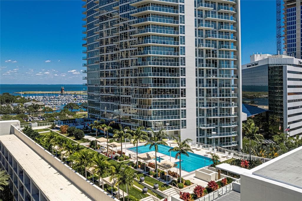 175 1ST STREET S UNIT 504 ST PETERSBURG, FL 33701