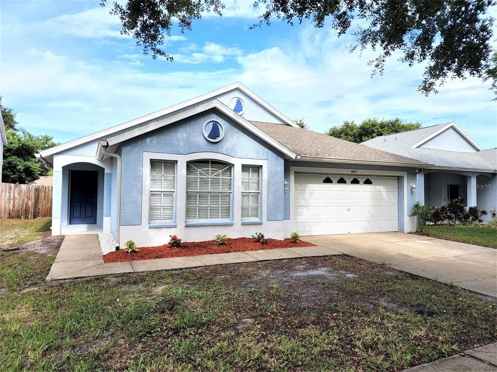 6627 CAMBRIDGE PARK DRIVE APOLLO BEACH, FL 33572
