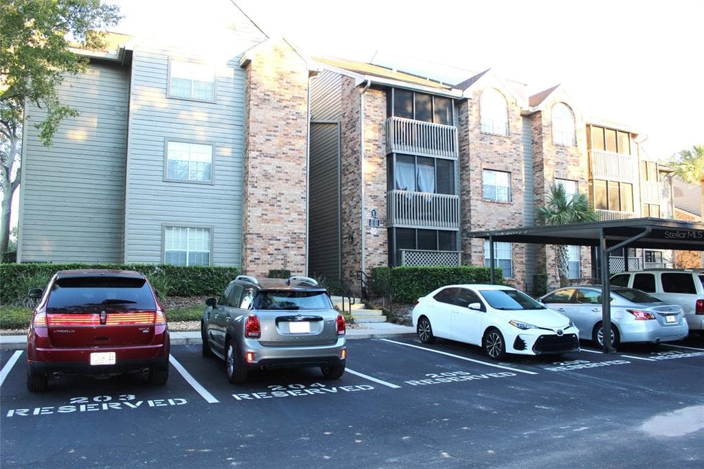 2500 WINDING CREEK BOULEVARD UNIT E103 CLEARWATER, FL 33761