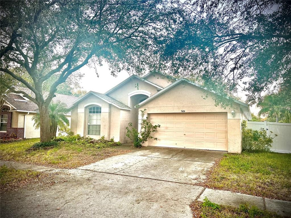 9404 COUNCIL ROCK COURT RIVERVIEW, FL 33578