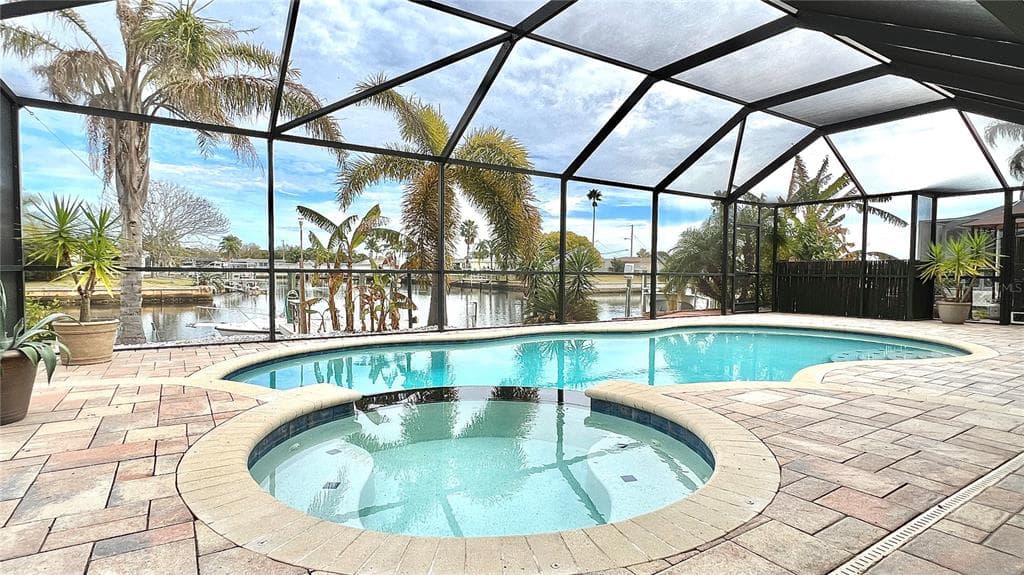 12536 5TH ISLE HUDSON, FL 34667