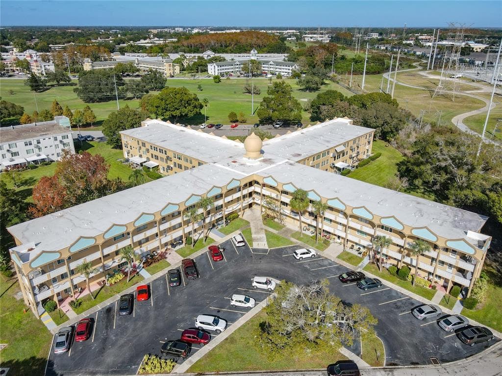 2467 FINLANDIA LN UNIT 21