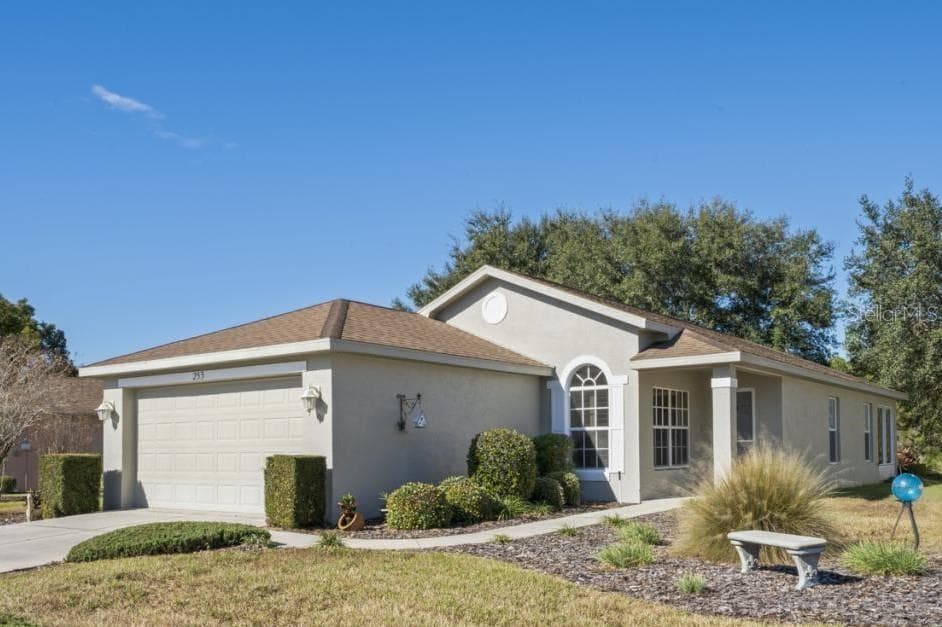 253 CENTER OAK CIRCLE SPRING HILL, FL 34609