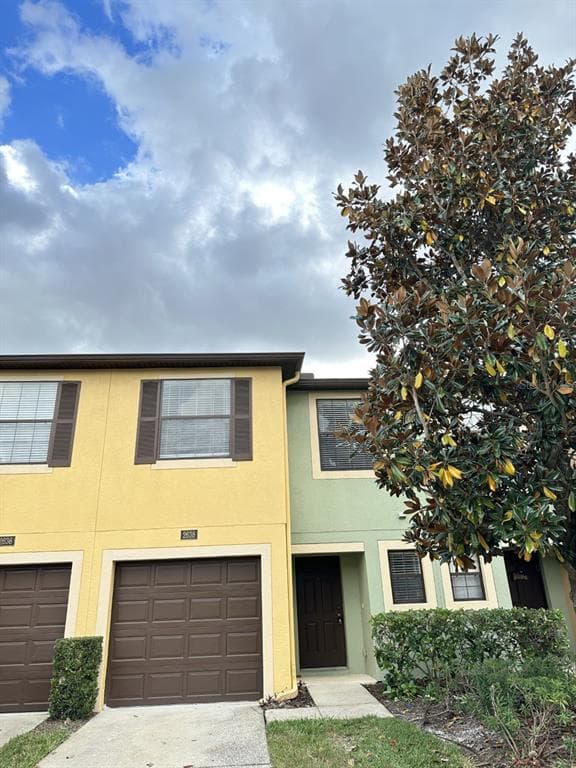 2638 OLEANDER LAKES DRIVE BRANDON, FL 33511