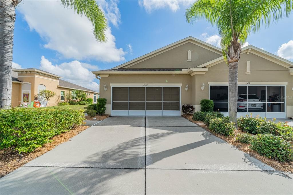 2322 NOTTINGHAM GREENS DRIVE UNIT 67 SUN CITY CENTER, FL 33573