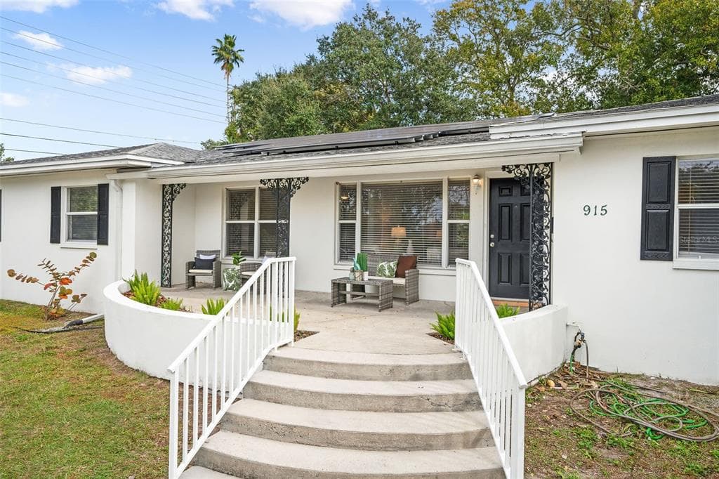 915 N GLENWOOD AVENUE CLEARWATER, FL 33755