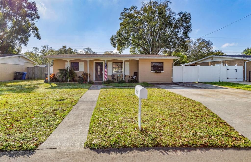 2702 WESTHIGH AVENUE TAMPA, FL 33614