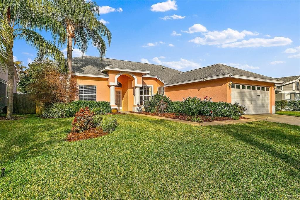 1141 CAPTAINS WAY TARPON SPRINGS, FL 34689