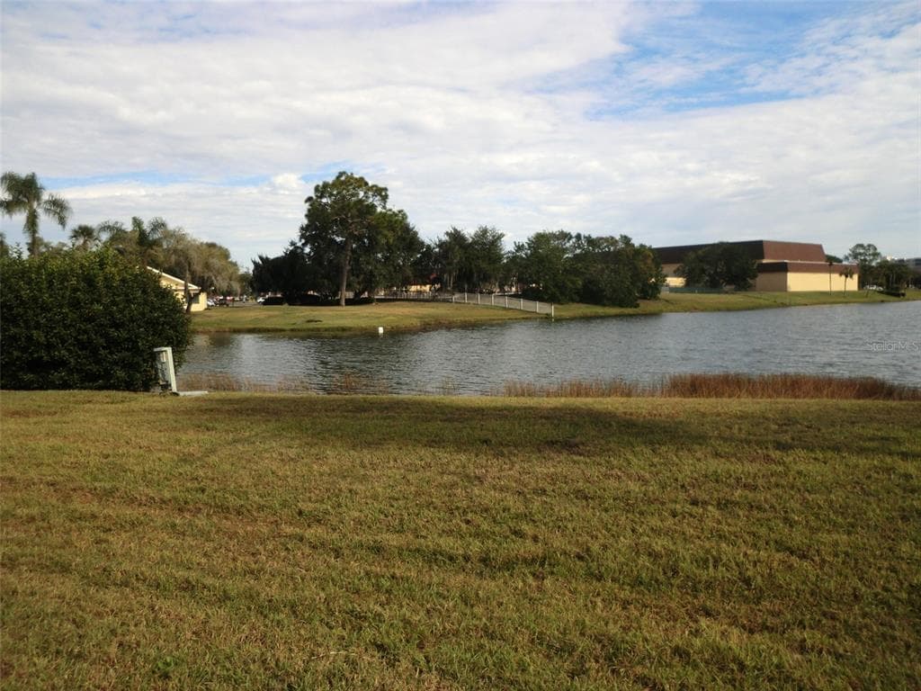 1901 ANDOVER WAY UNIT 47 SUN CITY CENTER, FL 33573