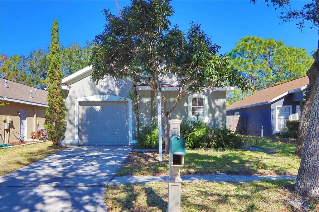 7461 OXFORD GARDEN CIRCLE