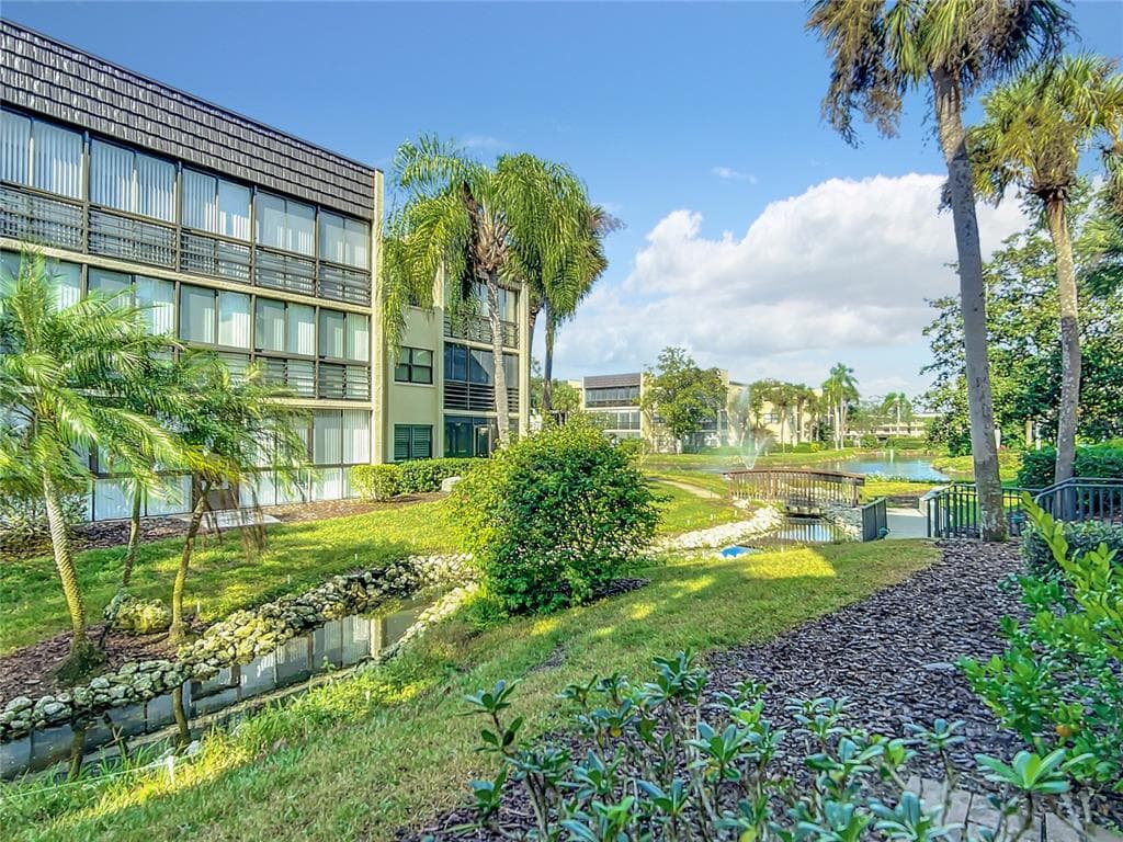 11945 143RD STREET UNIT 7113 LARGO, FL 33774