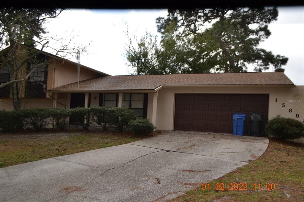 15808 SPRING CREST CIRCLE TAMPA, FL 33624