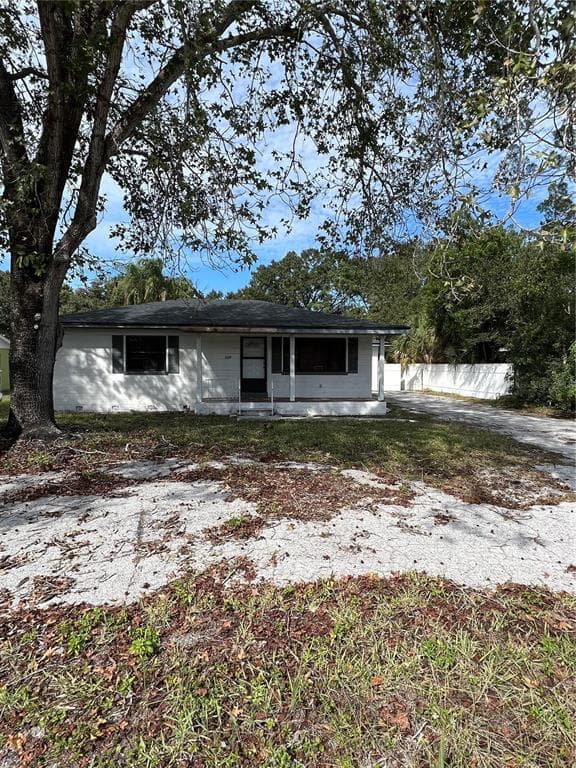 2109 BONITA WAY S