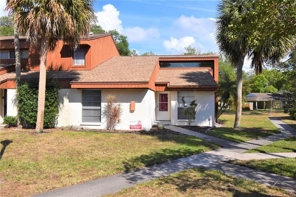2074 SUNSET POINT ROAD UNIT 131 CLEARWATER, FL 33765