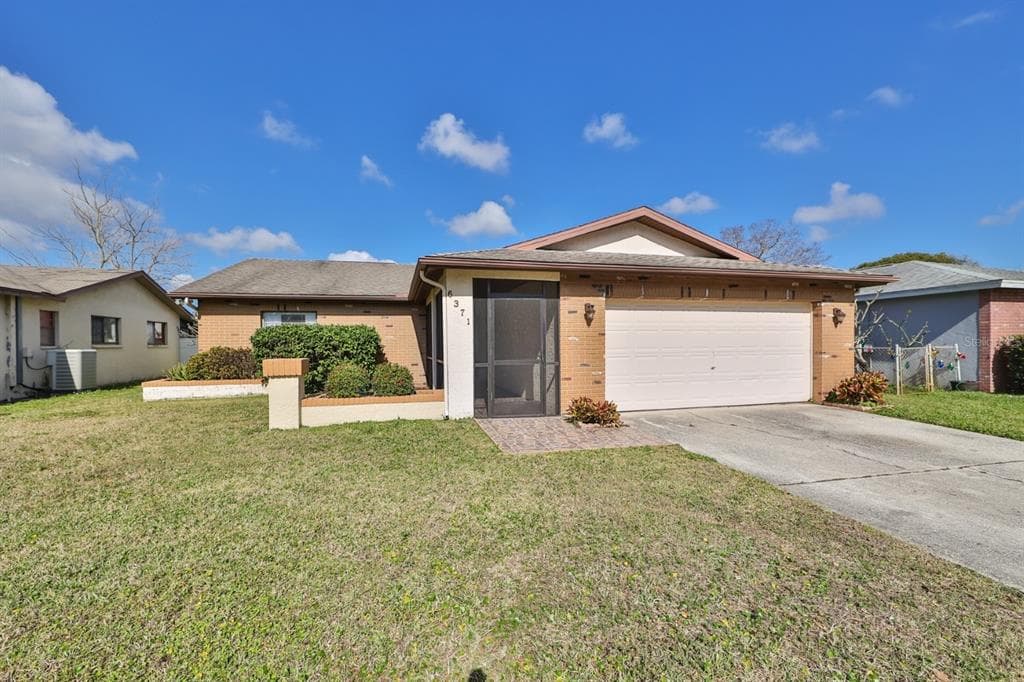 6371 103RD AVENUE N PINELLAS PARK, FL 33782