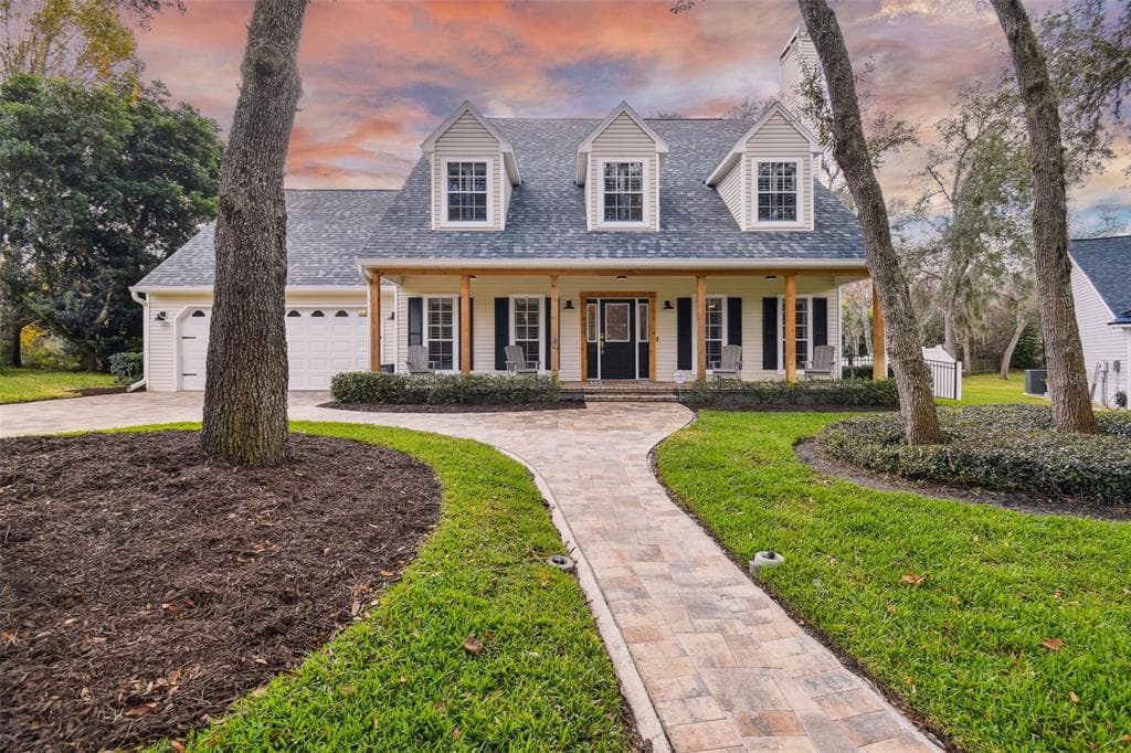 8027 MOONLIGHT LANE NEW PORT RICHEY, FL 34654
