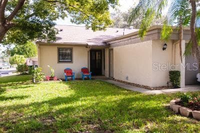 2803 OAK CIRCLE TARPON SPRINGS, FL 34689