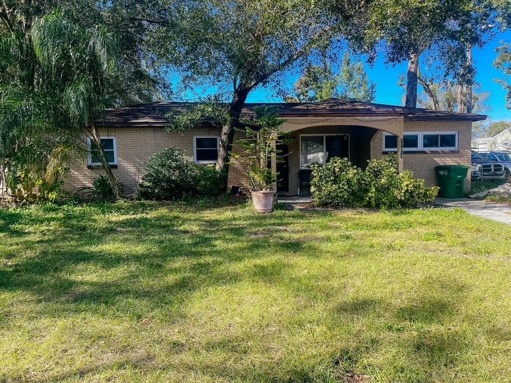 10414 N HAMNER AVENUE TAMPA, FL 33612