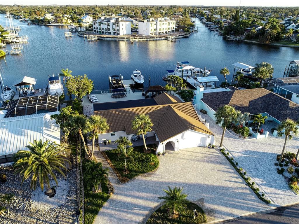 6447 LAKE SUNRISE DRIVE
