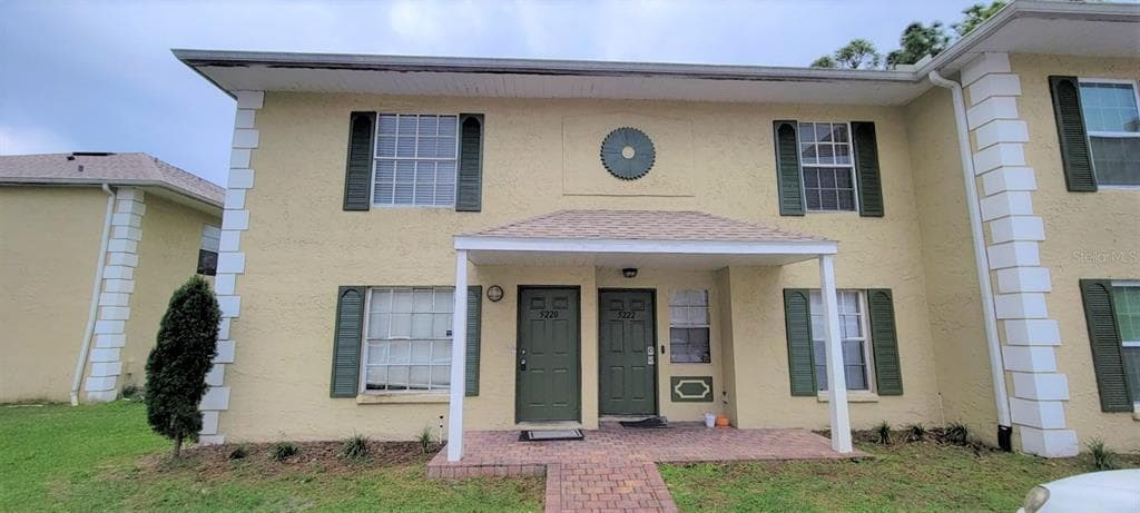 5220 SUNRIDGE PALMS DRIVE TAMPA, FL 33617