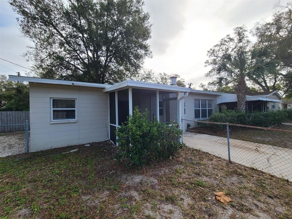 1101 46TH STREET N ST PETERSBURG, FL 33713