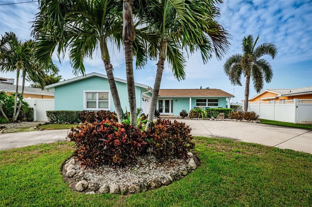 11260 8TH STREET E TREASURE ISLAND, FL 33706