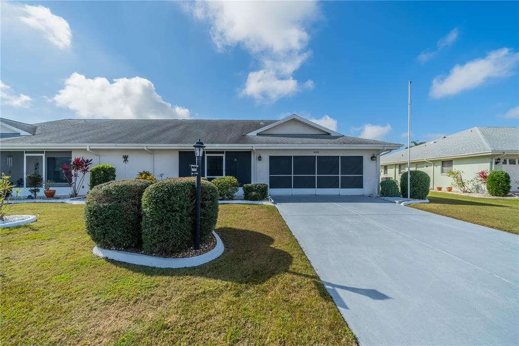 2104 MEADOWLARK LANE SUN CITY CENTER, FL 33573