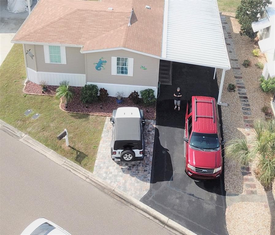 108 W SAINT ANNES CIRCLE APOLLO BEACH, FL 33572