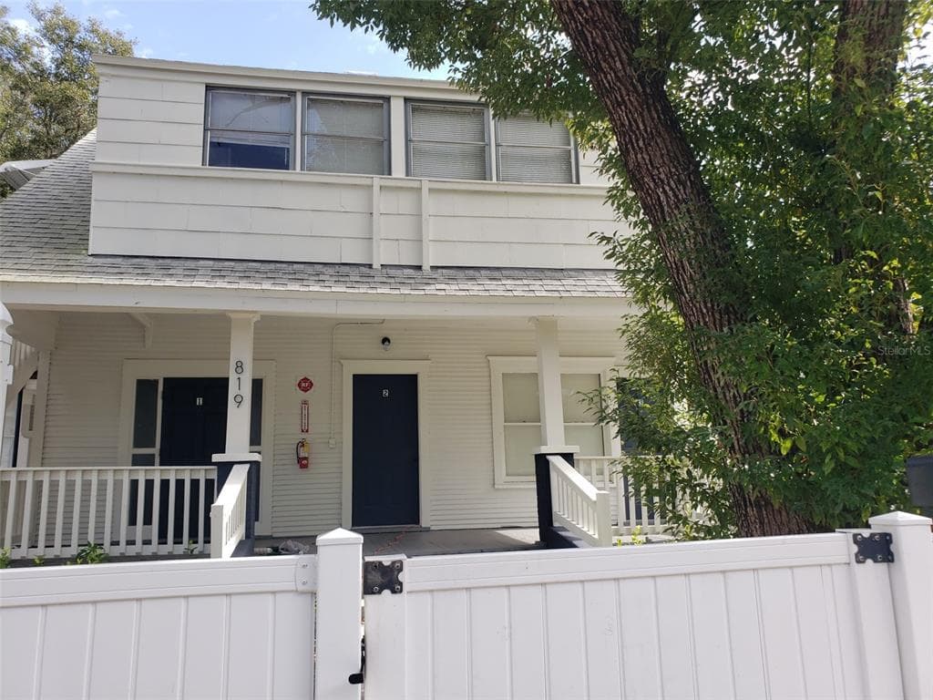 819 11TH STREET N UNIT 2 ST PETERSBURG, FL 33705