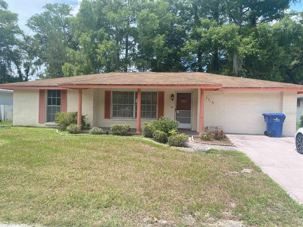 7718 CHERRYTREE LANE NEW PORT RICHEY, FL 34653