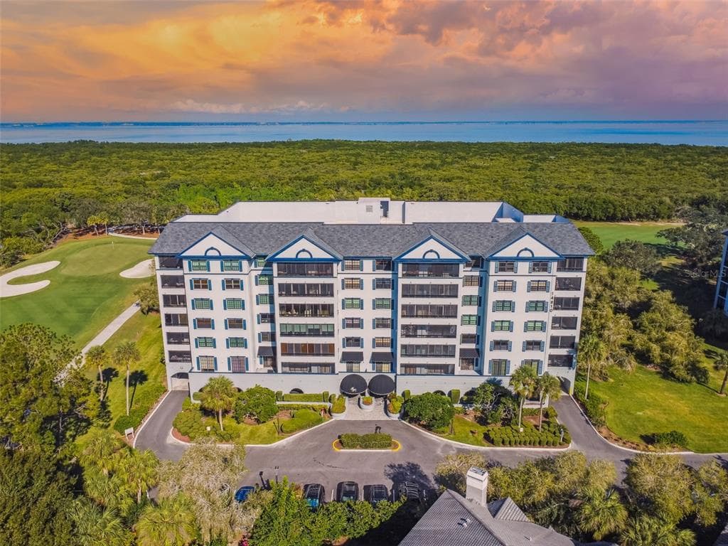14810 RUE DE BAYONNE UNIT 3G CLEARWATER, FL 33762