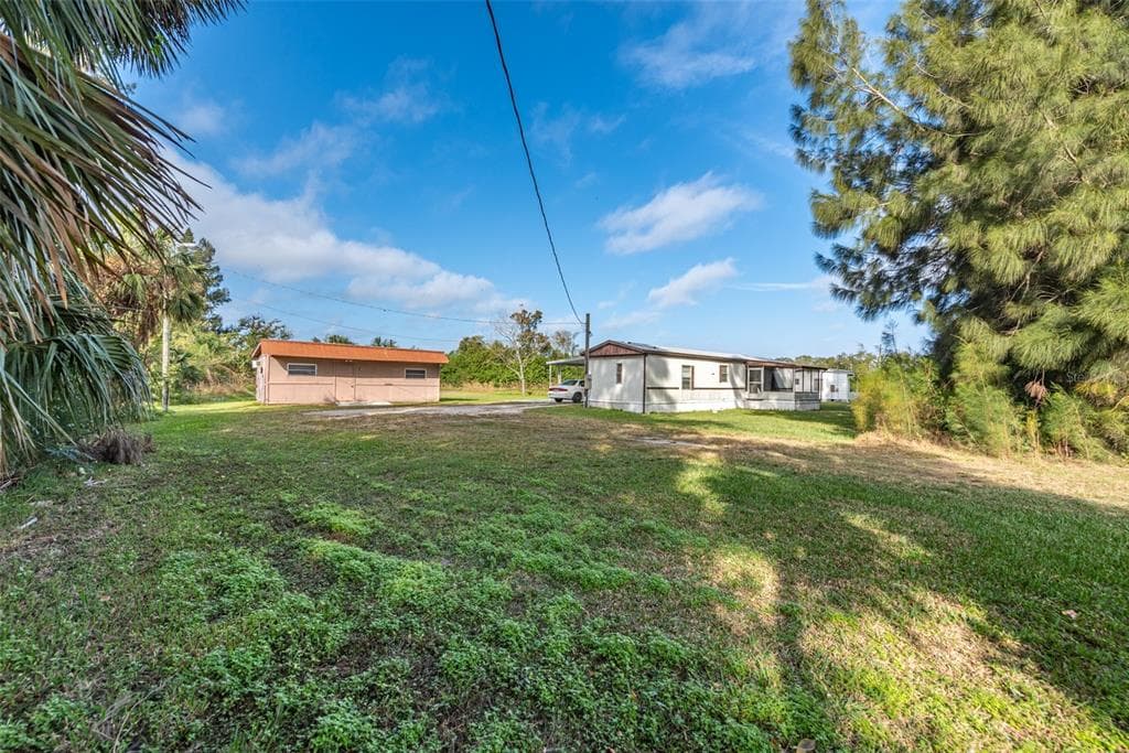 1440 NW 1ST STREET RUSKIN, FL 33570