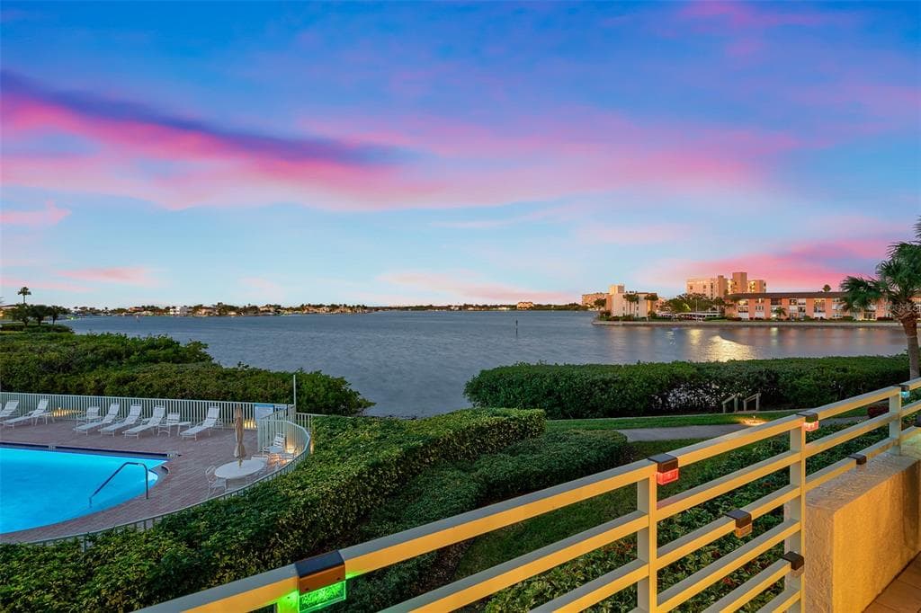 7979 SAILBOAT KEY BOULEVARD S UNIT 104 SOUTH PASADENA, FL 33707