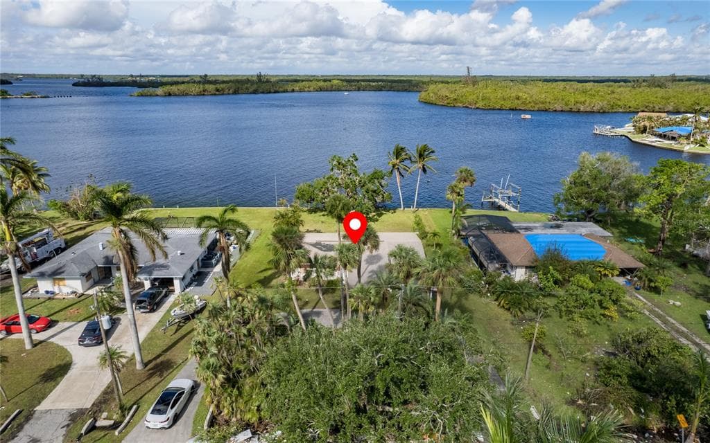 4865 E RIVERSIDE DRIVE FORT MYERS, FL 33905