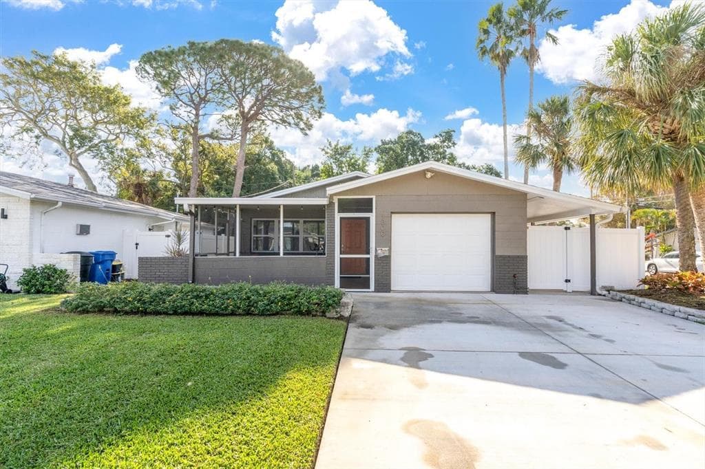 1800 SHORE ACRES BOULEVARD NE ST PETERSBURG, FL 33703