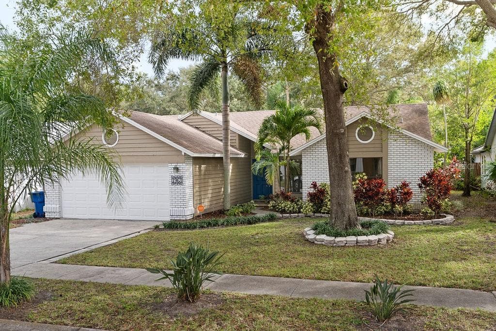 1963 COBBLESTONE WAY CLEARWATER, FL 33760