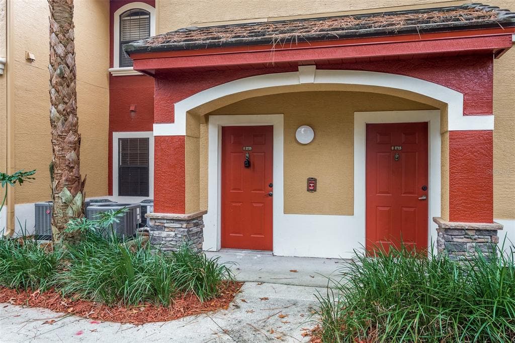 2171 PORTOFINO PLACE UNIT 7-2725 PALM HARBOR, FL 34683